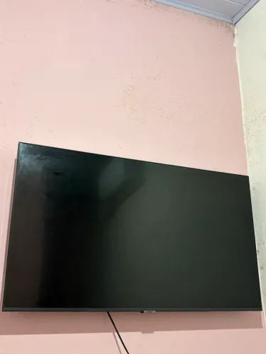 TV Samsung 43 polegadas 750 nenhuma peça trocada tudo original pegando tudo perfeitamente