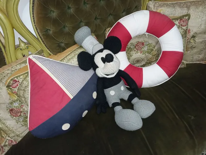 Kit Mickey Steamboat Willie e almofadas marinheiro 
