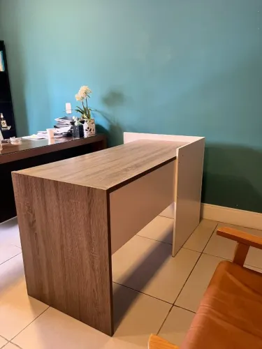Mesa escrivaninha/ escritório