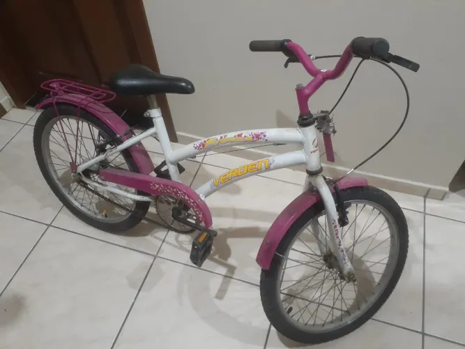 Vende- se bicicleta infantil feminina