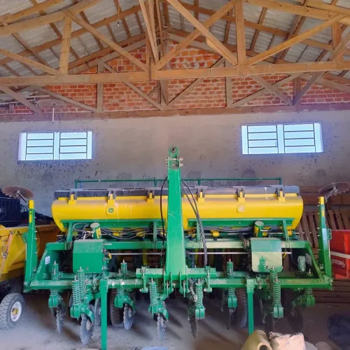 Máquinas Implementos Agrícola 