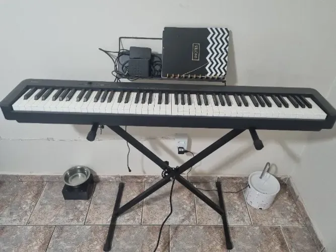 Piano Digital Casio Cdp-s110 Bk 88 Teclas + Suporte em X