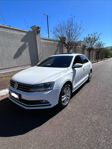Volkswagen Jetta Highline 2.0 TSI 16V 4P Tiptronic 2016