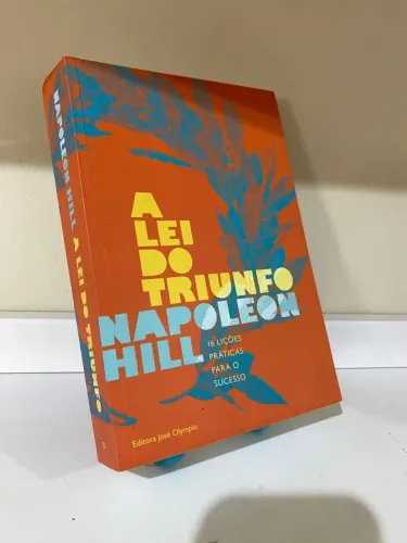 Livro A lei do triunfo - Napoleon Hill