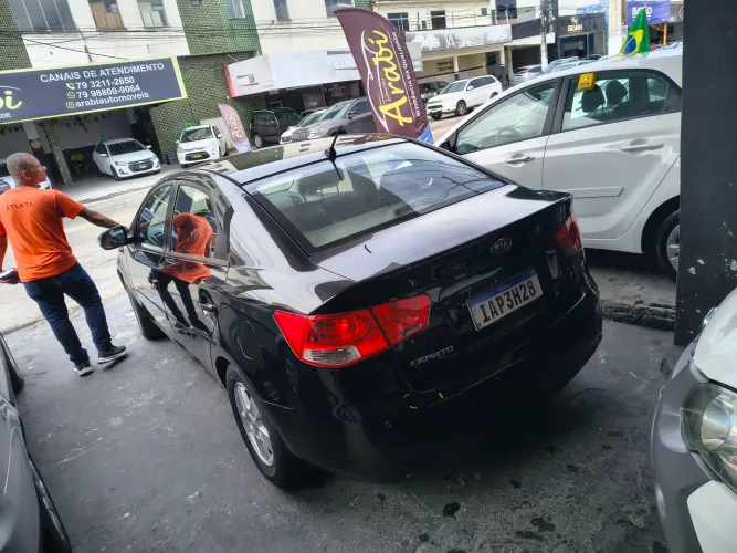 Kia Motors Cerato 1.6 16V Mec. 2010