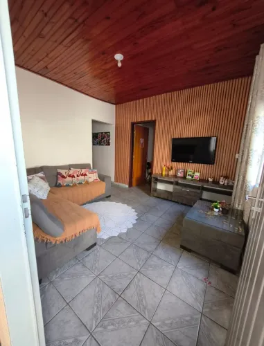 VENDE-SE NO CASTANHEIRA RC