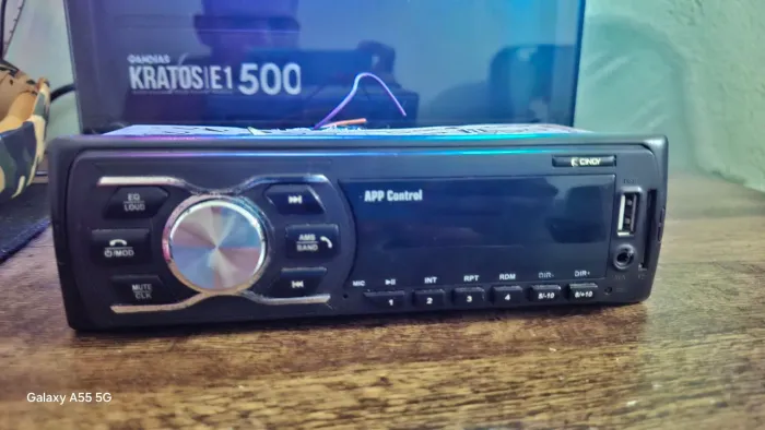 Auto rádio com bluetooth