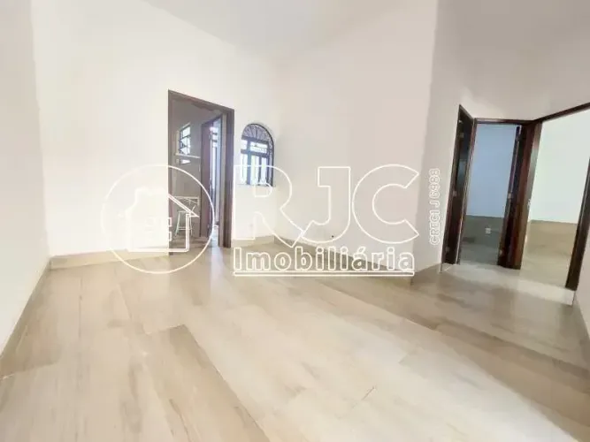 Imóvel para venda possui 68 metros quadrados com 3 quartos em Tijuca - Rio de Janeiro - RJ