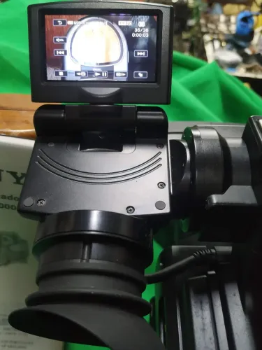 Filmadora profissional grava mais de 100 horas direto