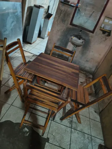 Conjuntos mesas e cadeiras 