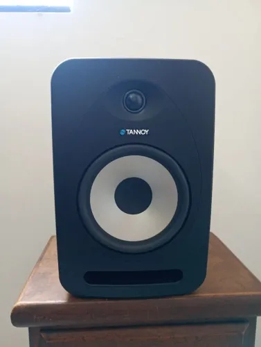 Monitor de Audio Tannoy Reveal 802 Novo/Na Caixa.