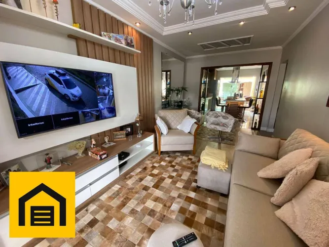 Casa com 3 dormitórios à venda por R$ 1.590.000,00 - Vila Guerda - Ribeirão Pires/SP