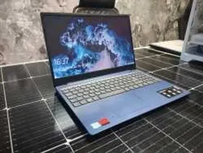 ?Notebook Lenovo Ideapad Intel Core I5 8° Geração 8GB RAM 256GB SSD