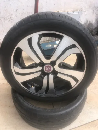 Jogo de rodas aro 16 originais fiat - completo com pneus