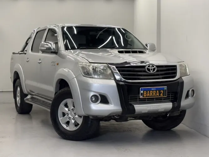 Toyota Hilux CD SR D4-d 4X4 3.0 TDI Dies. 2012