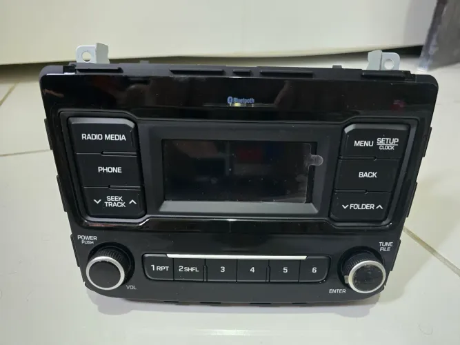 vendo som original creta action Bluetooth com moldura original 