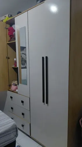 Guarda roupa