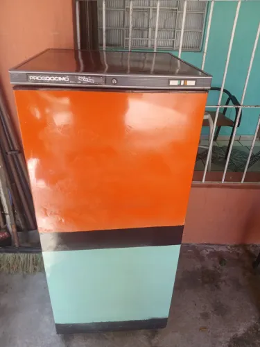 FREZZER PROSDÓCIMO RETRÔ SUPER LUXO