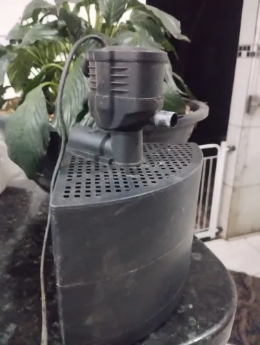 Filtro e bomba de mil litros hora