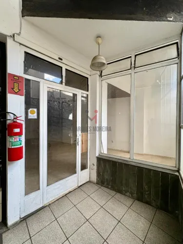 Loja à venda na Avenida Getúlio Vargas  ponto comercial de alta visibilidade!