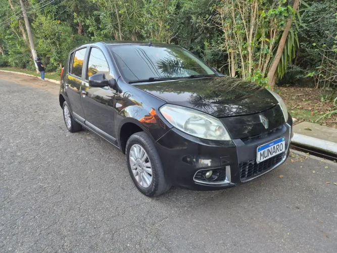 Renault Sandero Privilège Hi-flex 1.6 16V 5P AUT 2012