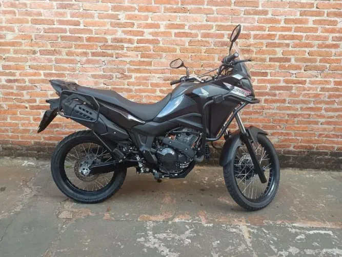 HONDA XRE 300 SAHARA ABS 2026