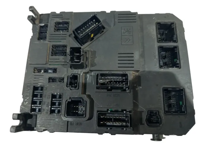 Caixa Fusível Bsm Peugeot 1.4 206 207 2001 2002 2003  A 2012