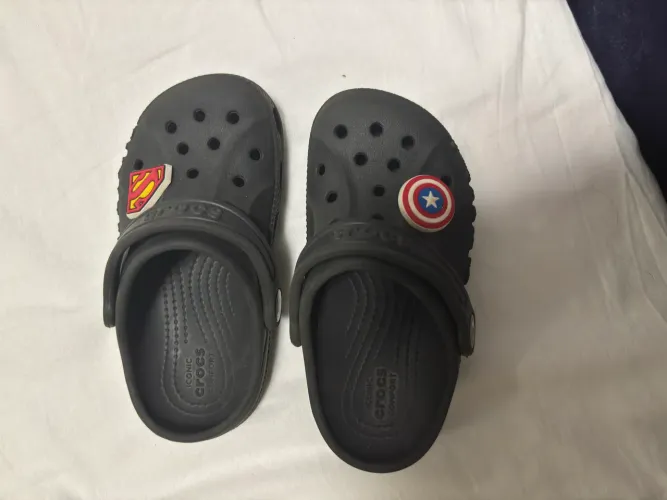 Crocs infantil 25/26
