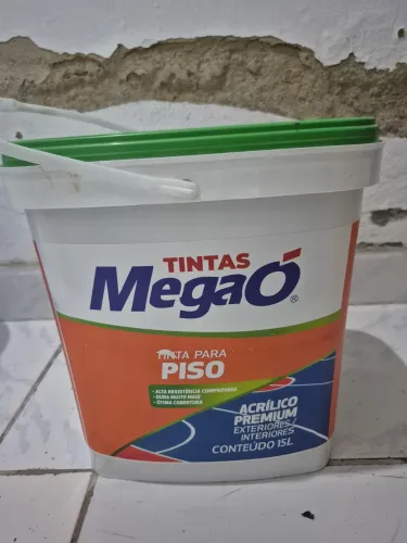 150$ Tinta para pisos , Externo e interno. R$:150