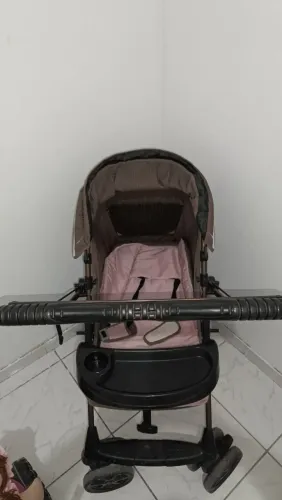 Carrinho de bebê e bebe conforto para venda