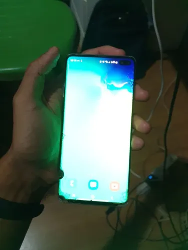 Samsung s10+