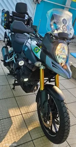 VStrom 1000 pronta para viagem