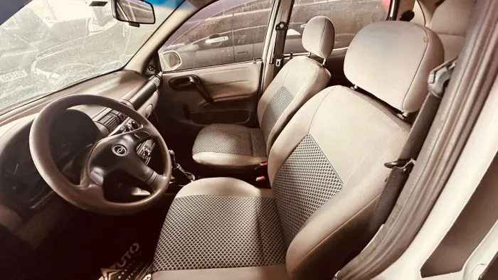 Chevrolet Corsa SED Class.spirit 1.0/1.0 Flexpower (álcool) 2009