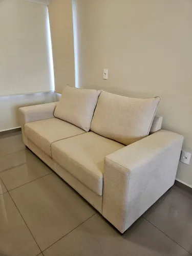 Sofa 3 lugares todo de linho