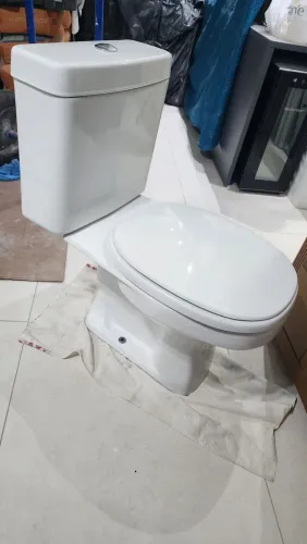 Vaso sanitário com bacia acoplada deca