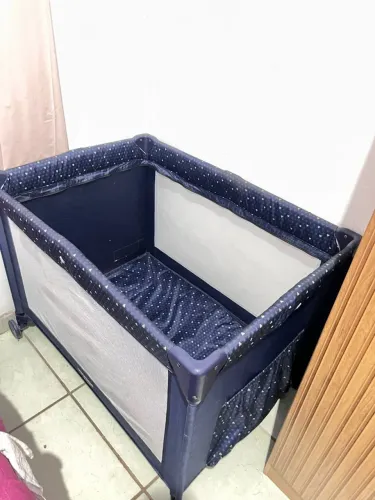 Berço | Chiqueiro portátil para bebê com mosquiteiro 