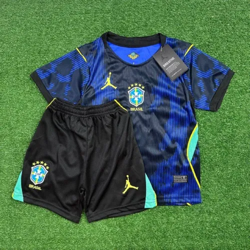 Kit infantil da seleção
