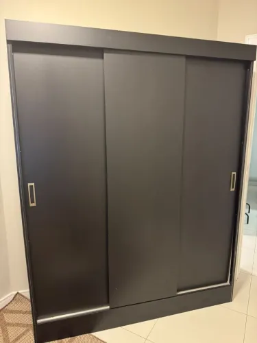 Guarda roupa, entrega e montagem
