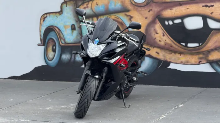 Xj6f ótimo estado de conservação 