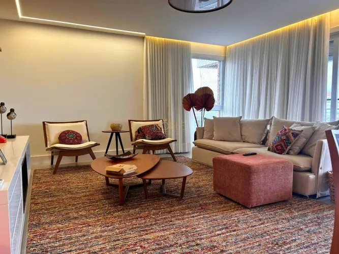 Apartamento mobiliado com 3 dormitórios à venda na Praia da Cal em Torres Mora