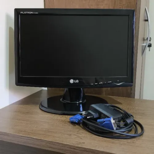 Monitor LCD LG Flatron W1643C Tela de 15,6" Widescreen (Com Defeito)