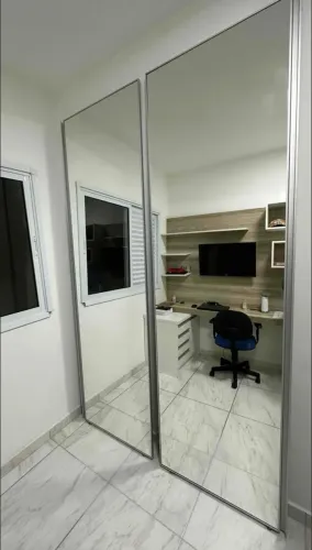 2 Portas de Espelho
