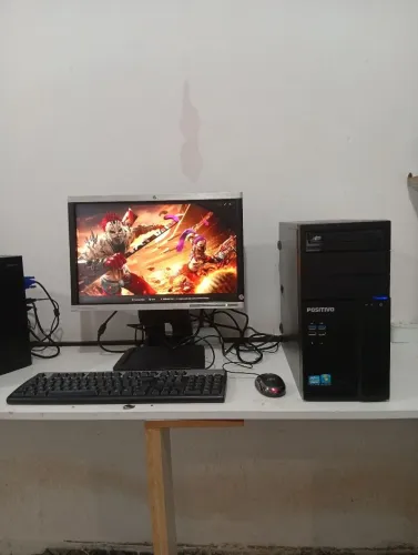 Vende se Pc completo core i5 3 geração 12gb memória HD 500gb trecado e mause monitor 19 po