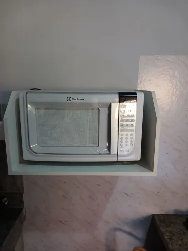 Micro-ondas Electrolux 20L