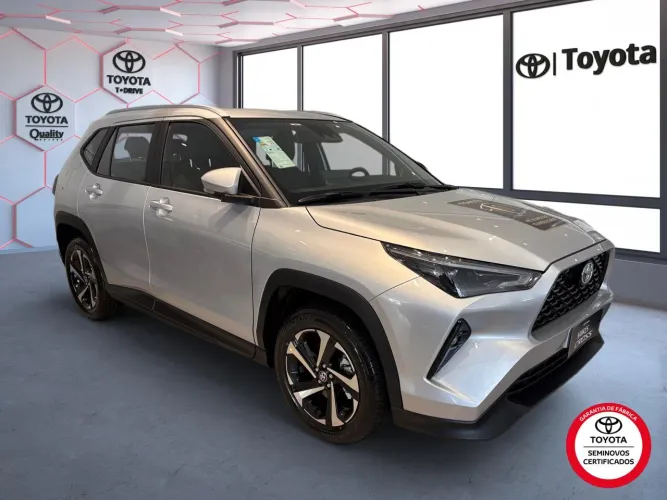 Toyota Yaris Cross XRE 1.5 16V 5p Aut. (Híbrido) 2027
