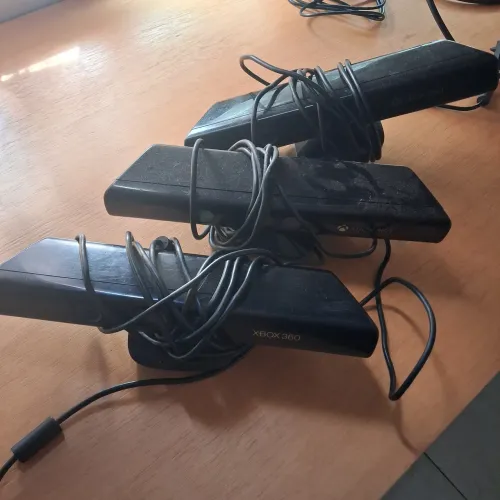 Kinect xbox360 70 reais cada