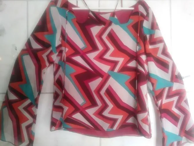 Blusa Estampada Spezzato Feminina Mulher Senhora Tamanho G 44cm - 46cm