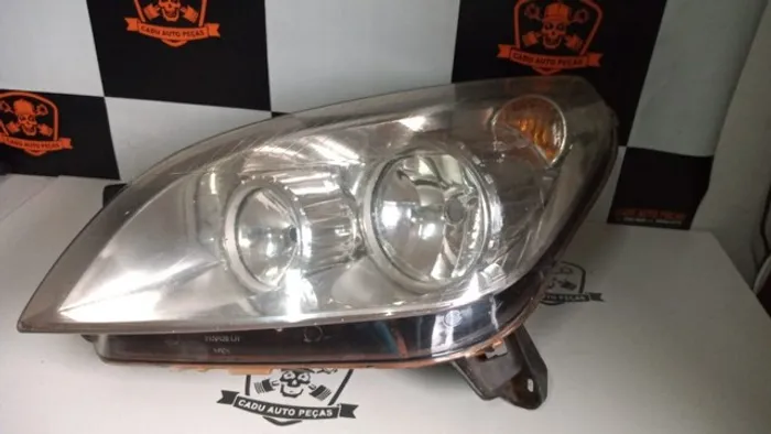 N106 Farol Lado Esquerdo GM Vectra 2007/2008