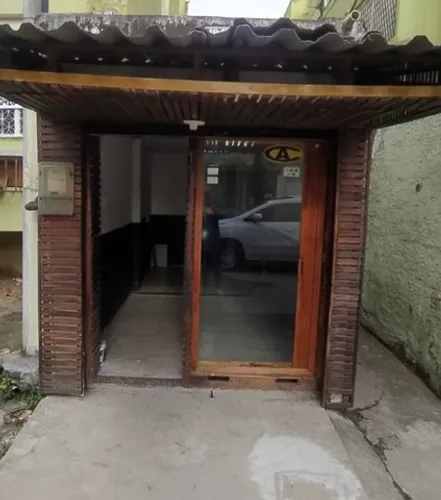 Alugo LOJA tenho duas p/ barbearia ou salão