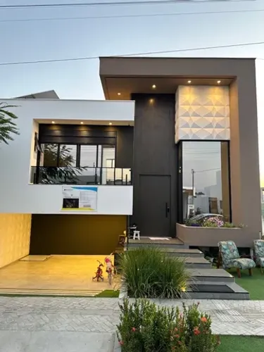CASA 3 PAVIMENTOS ESPETACULAR NO CONDOMÍNIO BUONA VITA